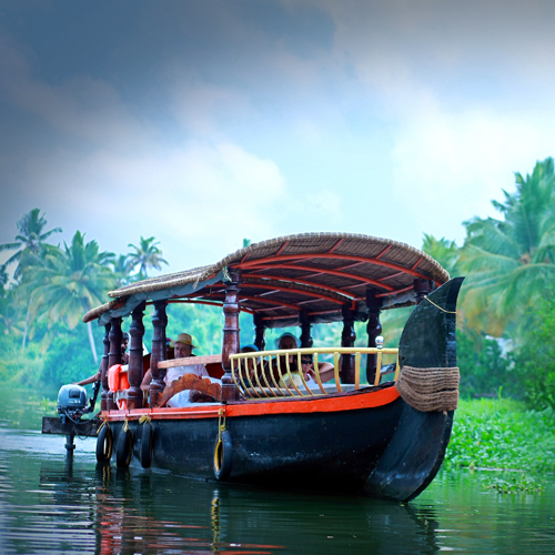 Alappuzha backwater tour experience - Local Shikkara boat operators