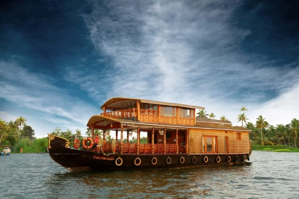 Best Alleppey Shikara Places for a Two Hour Ride